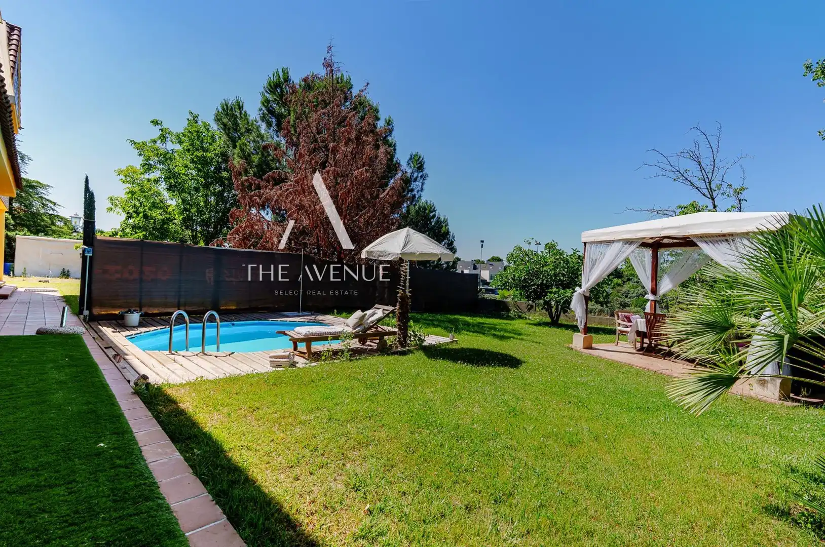 Piscina de Casa o xalet en venda en Villaviciosa de Odón