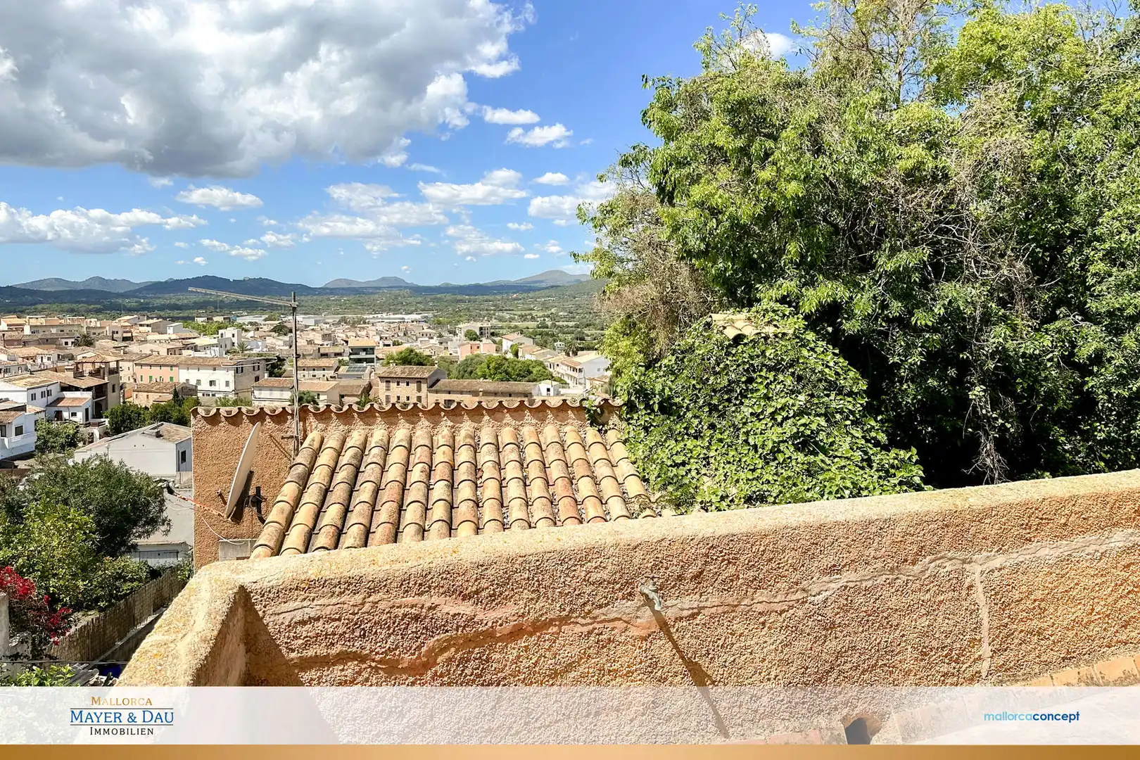 Casa amb terrassa en venda a Capdepera Poble