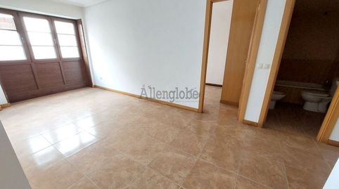 Foto 4 de Apartament en venda a Aller, Asturias