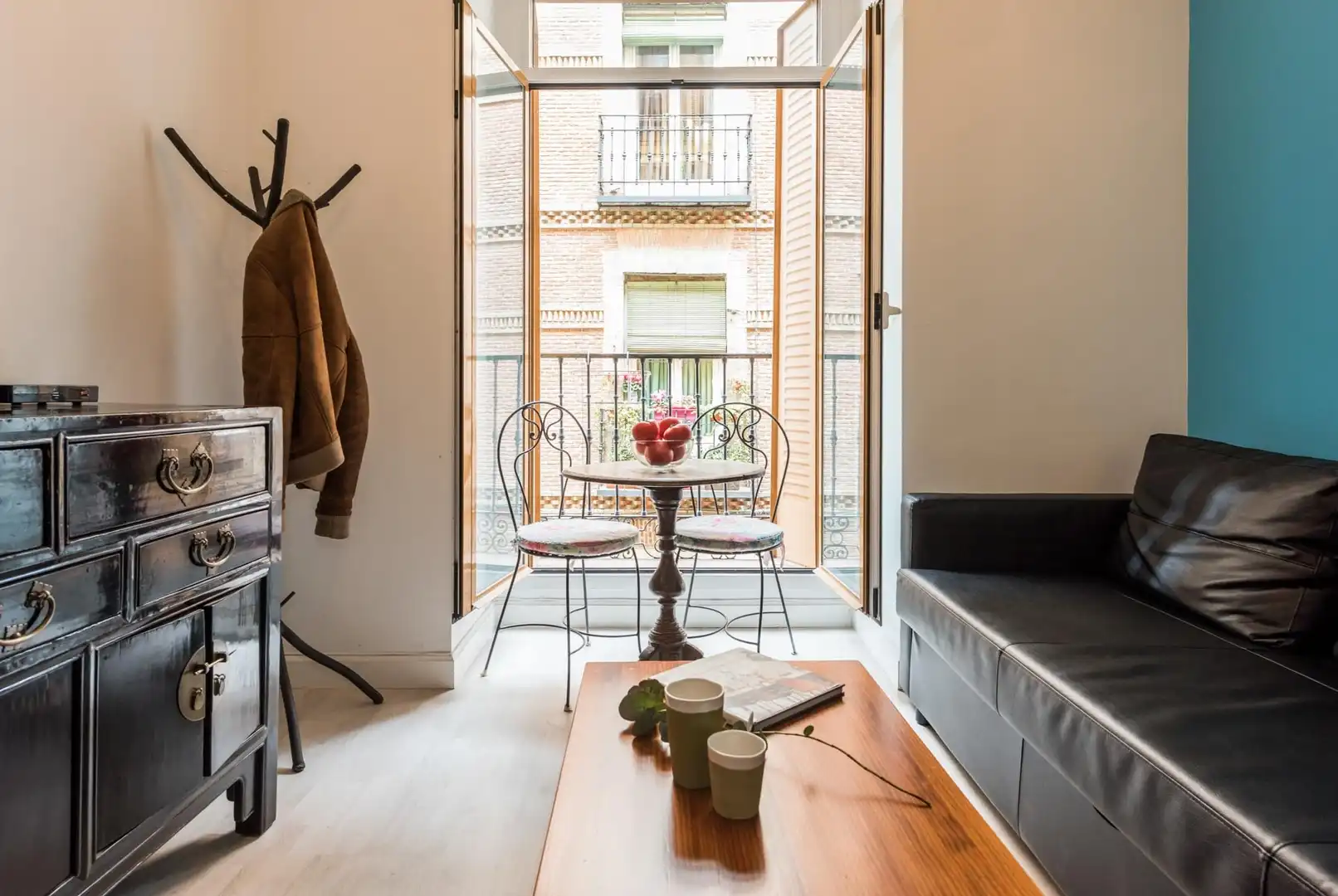 Balcony of Flat for rent in Madrid  with Air Conditioner, Heating and Furnished