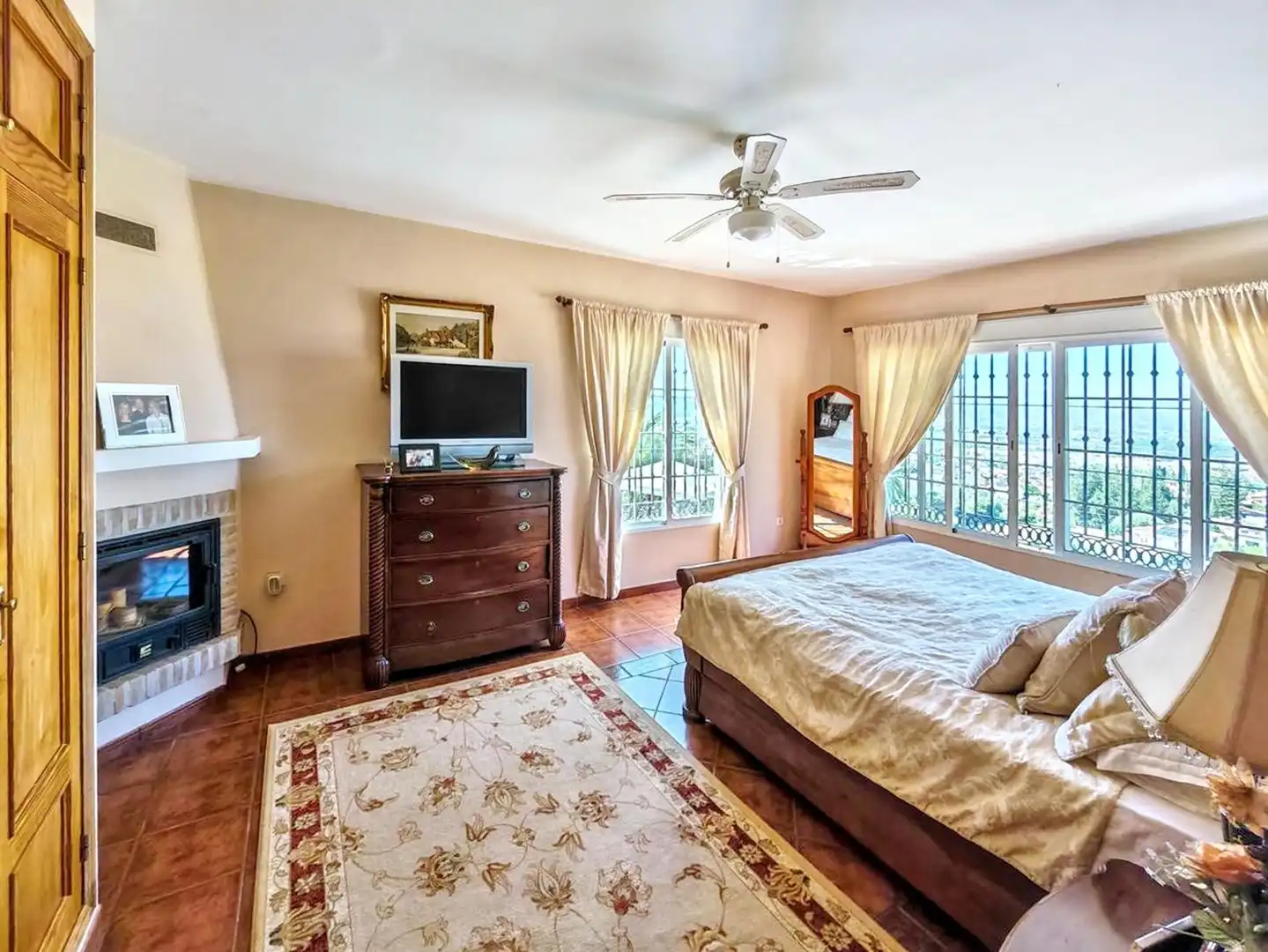 Schlafzimmer von Haus oder Chalet zum Verkauf in Alhaurín de la Torre mit Privatgarten, Terrasse und Abstellraum