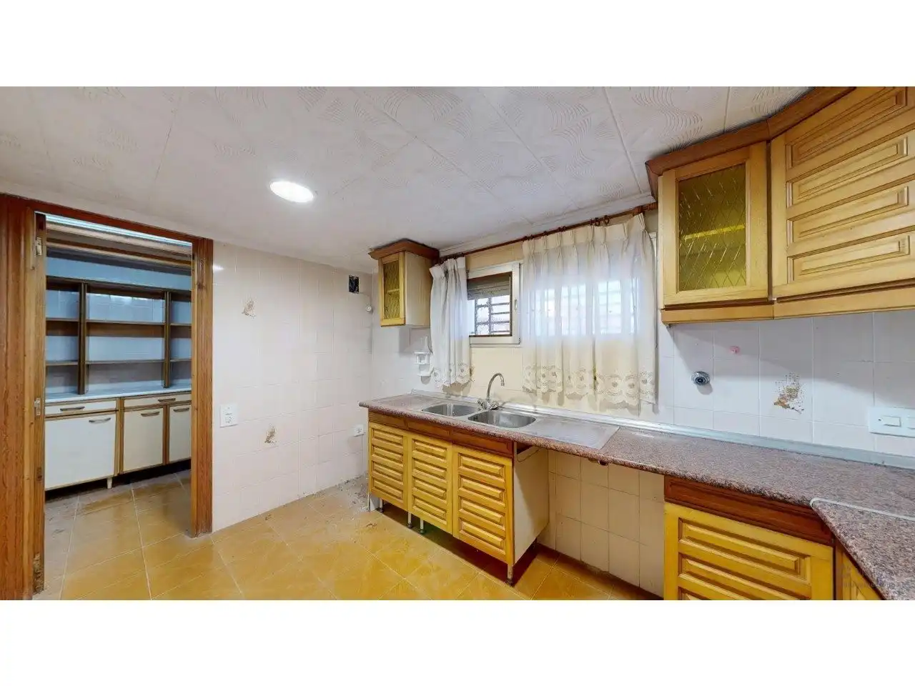 Cocina de Casa o chalet en venta en La Pobla de Vallbona con Jardín privado y Piscina