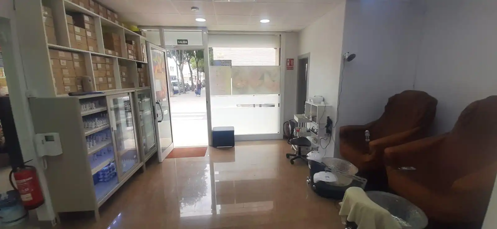 Locale commerciale in vendita a Centre - Sant Oleguer