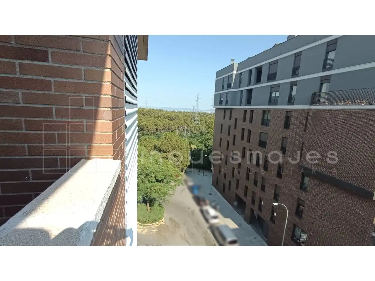 Vista exterior de Pis en venda en Terrassa amb Calefacció, Terrassa i Balcó