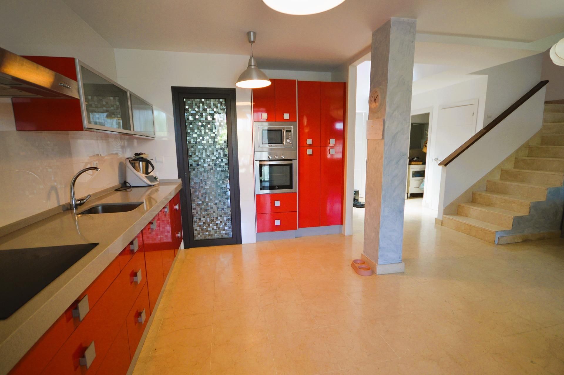 Cocina de Casa adosada en venta en Jerez de la Frontera con Aire acondicionado, Jardín privado y Terraza