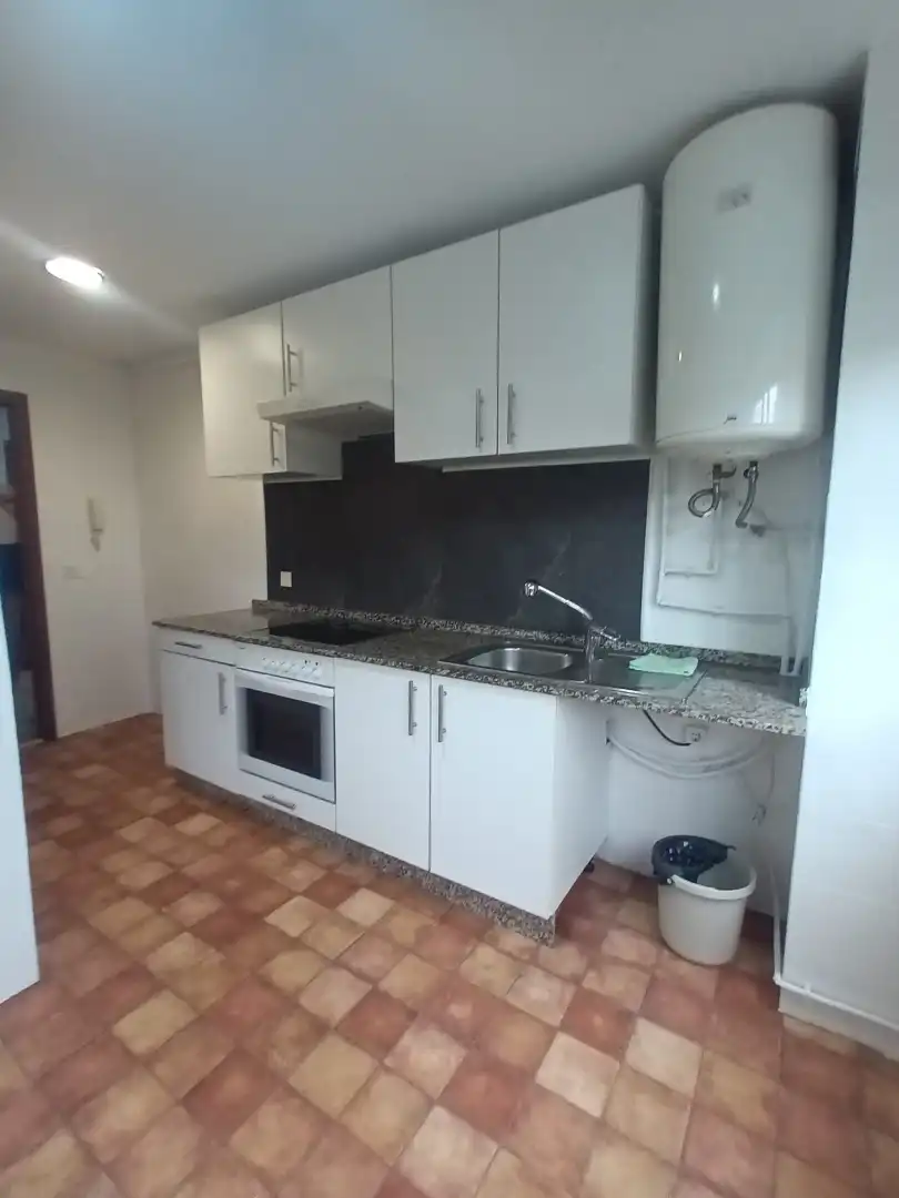 Flat for rent in Vigo , Pontevedra