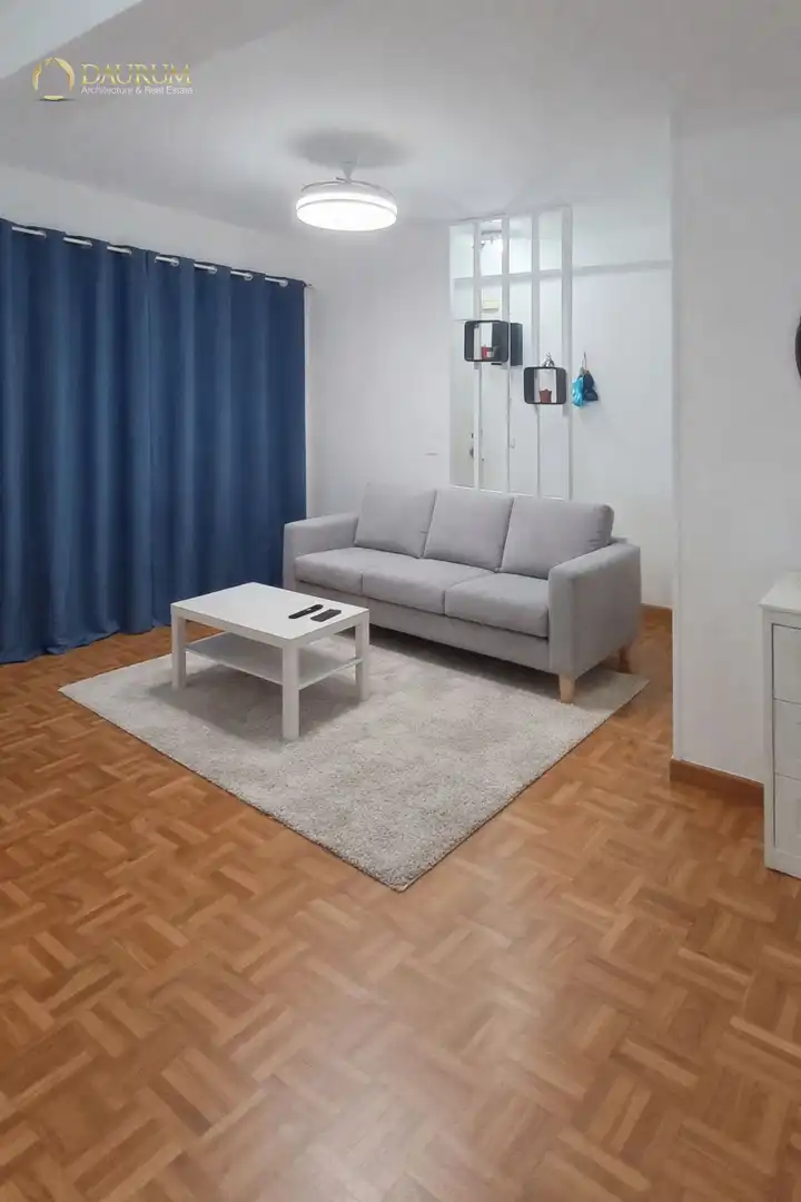 Piso con ascensor en venta en TATO