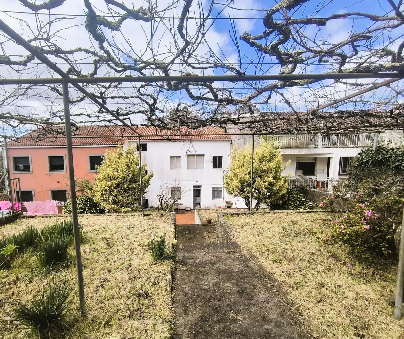 Casa amb terrassa en venda a CASAS REGO