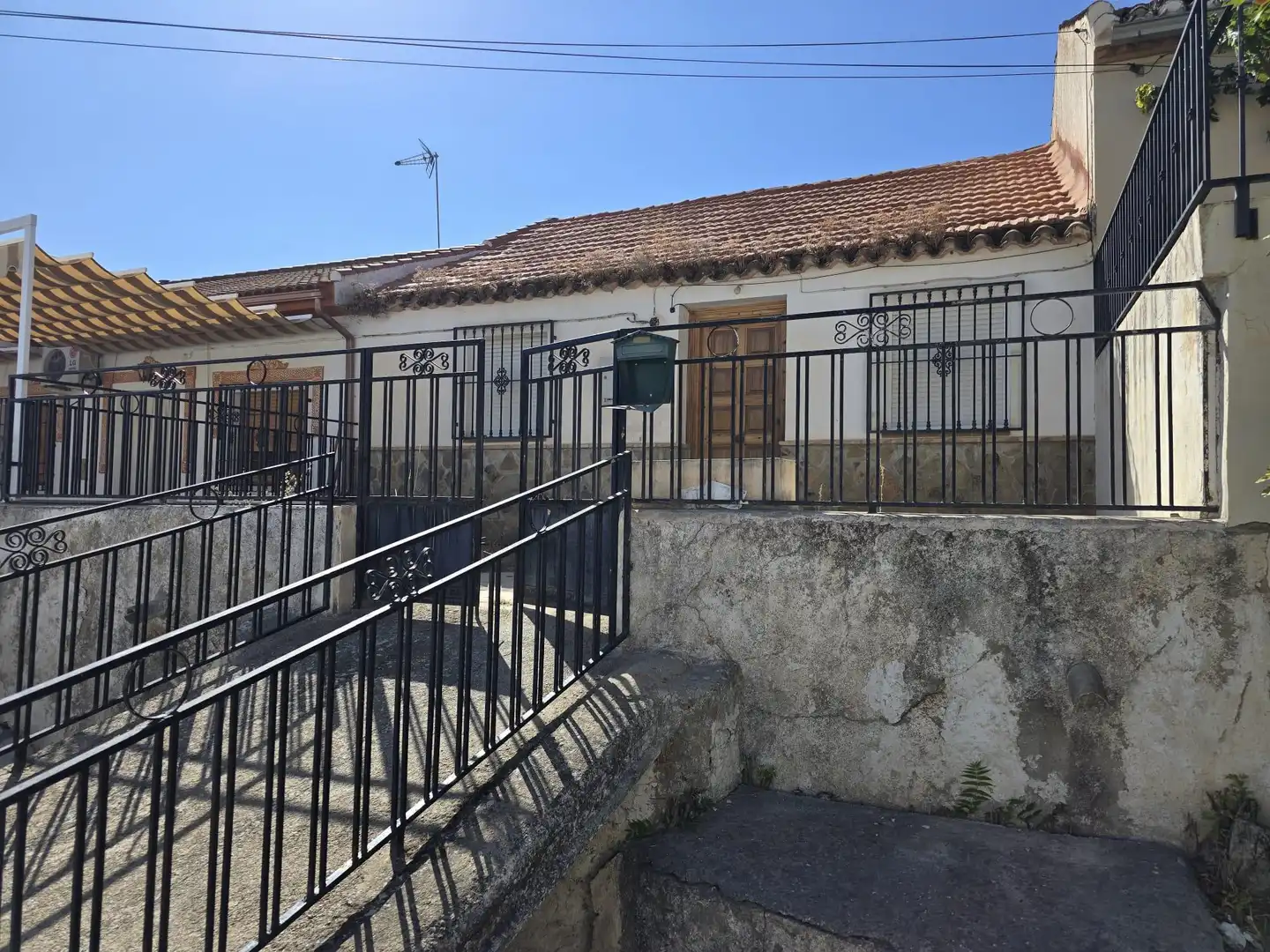 Casa en venda a Pinos Puente, imagen 2