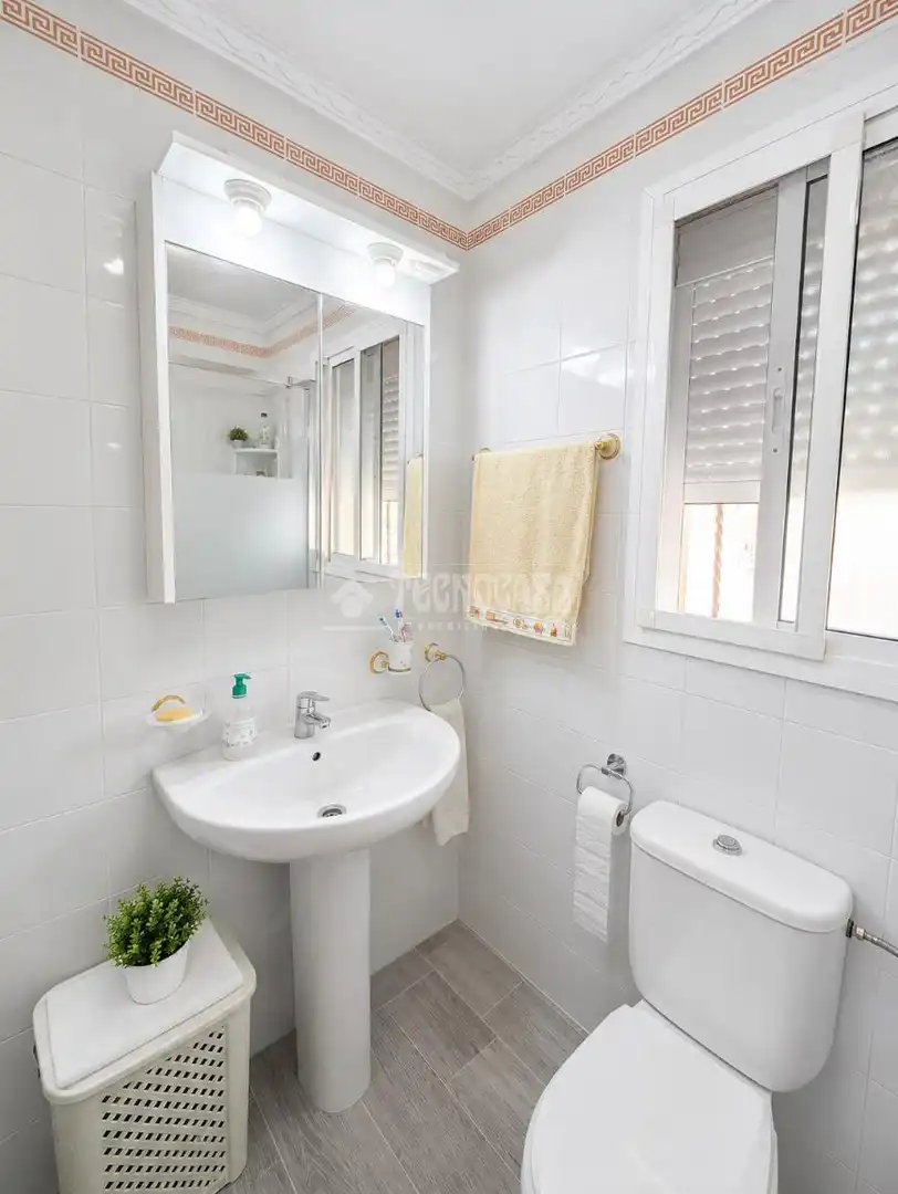 Bathroom of Detached homes for sale in Jerez de la Frontera  with Air Conditioner, Heating and Private garden