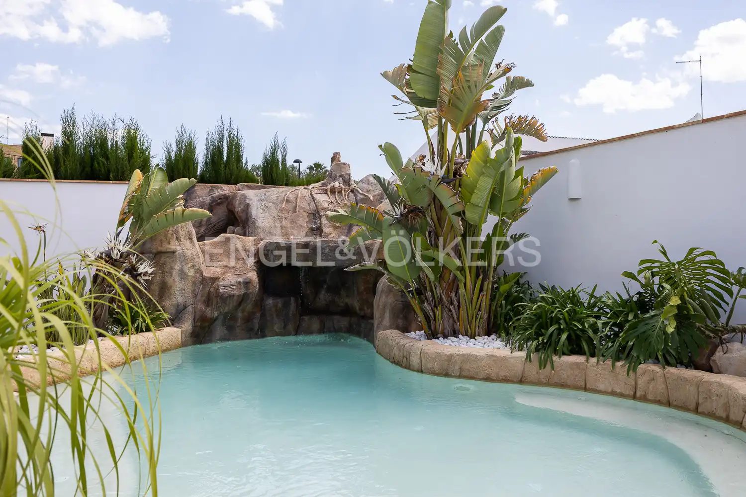 Swimming pool of Houses for rent in Torrent  with Air Conditioner, Heating and Private garden
