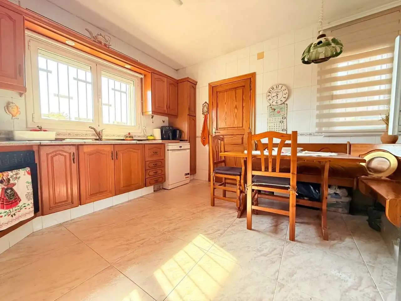 Cocina de Casa o chalet en venta en Riells i Viabrea con Aire acondicionado, Jardín privado y Terraza