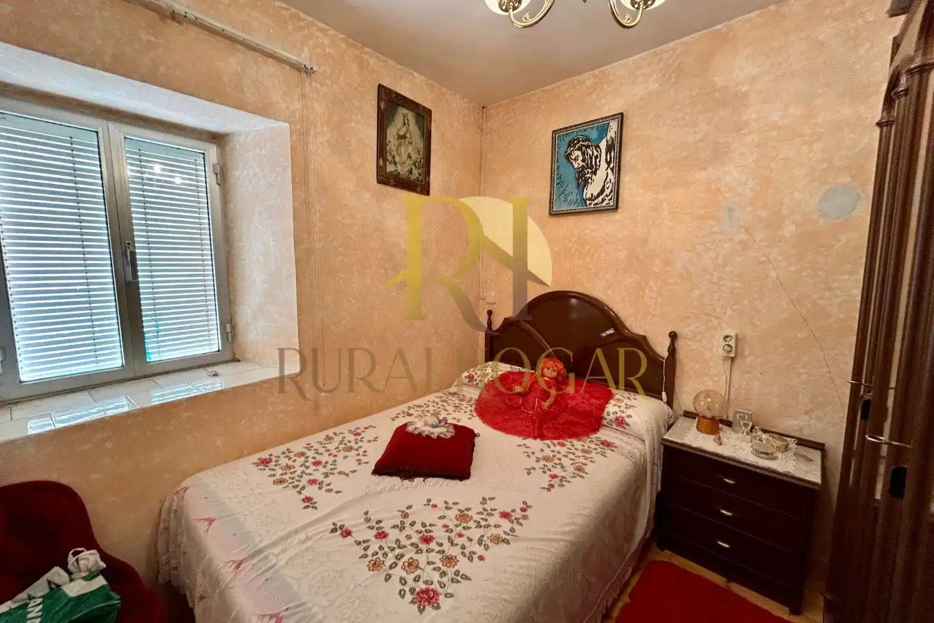 Bedroom of Houses for sale in Cármenes
