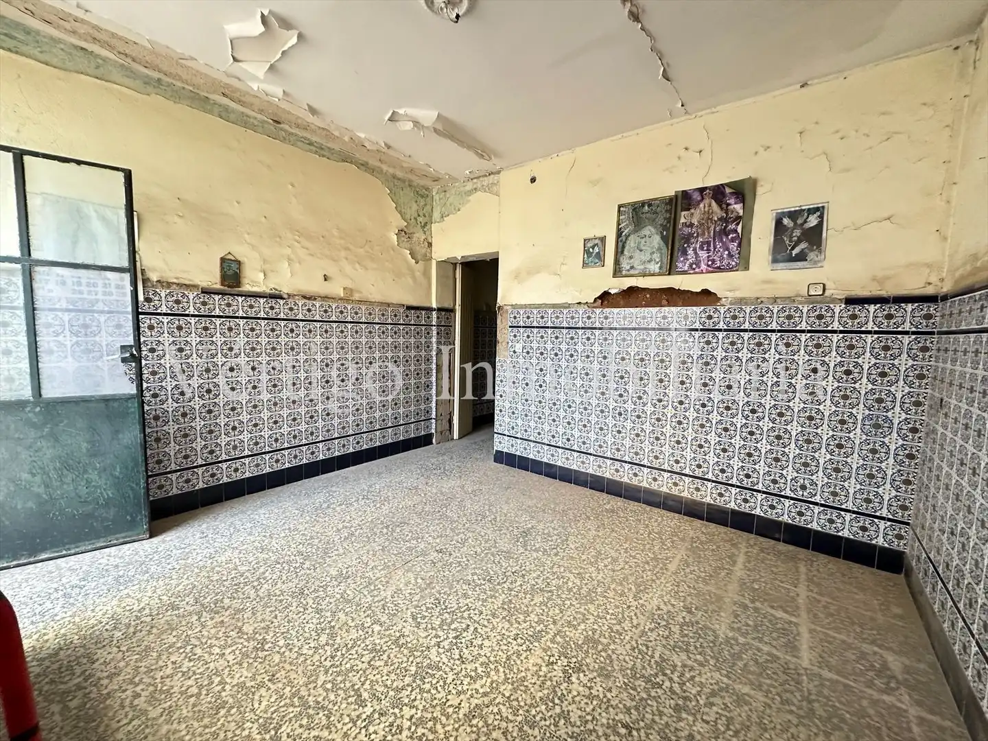Houses for sale in Dos Hermanas  with Terrace, Storage room and Balcony