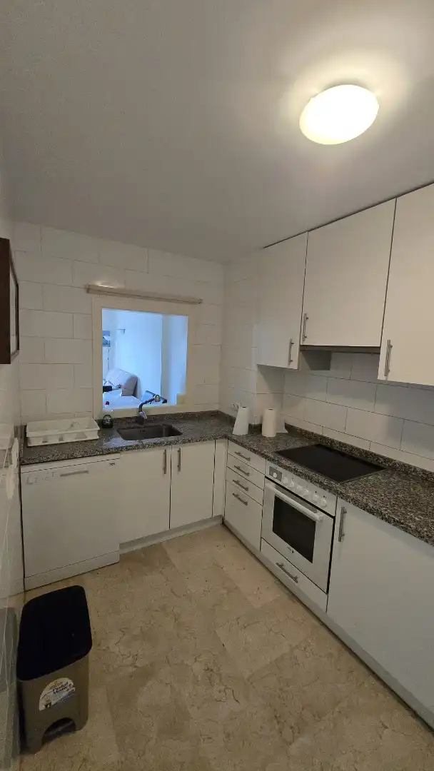 Habitatge amb terrassa en venda a Avenida Sierra Morena 47, imagen 7