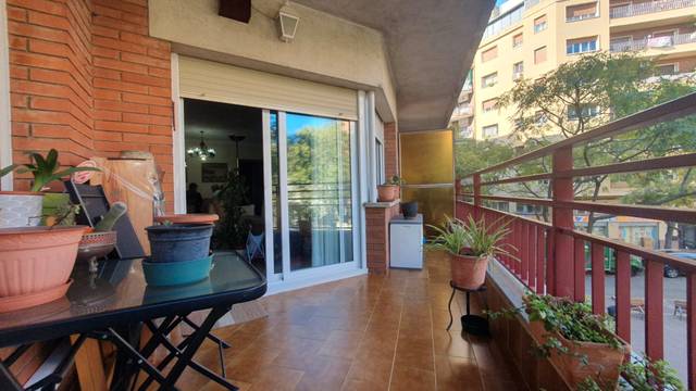 Piso en Venta en Carrer de la Indústria en Navas