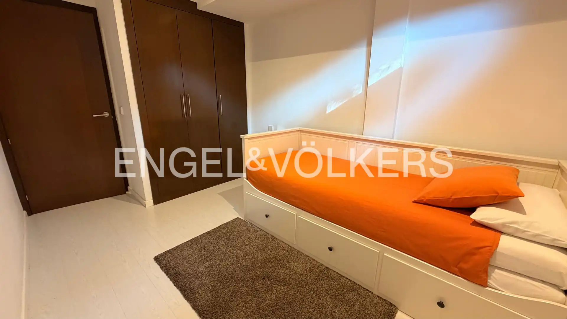 Dúplex de alquiler en La Moraleja con Aire acondicionado, Calefacción y Jardín privado