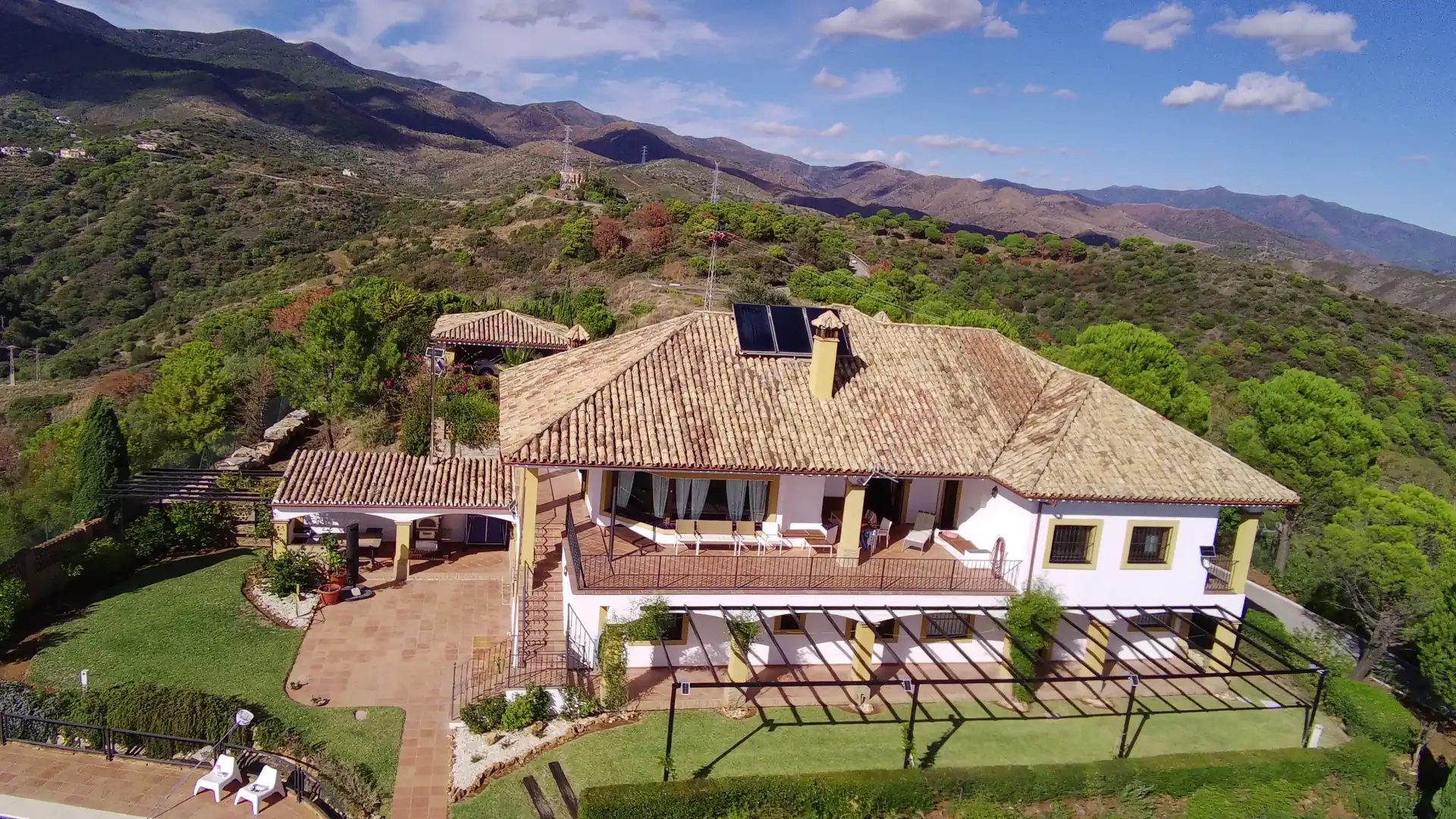 Casa o chalet en venta en Sierra de Estepona - Avda. de Andalucía