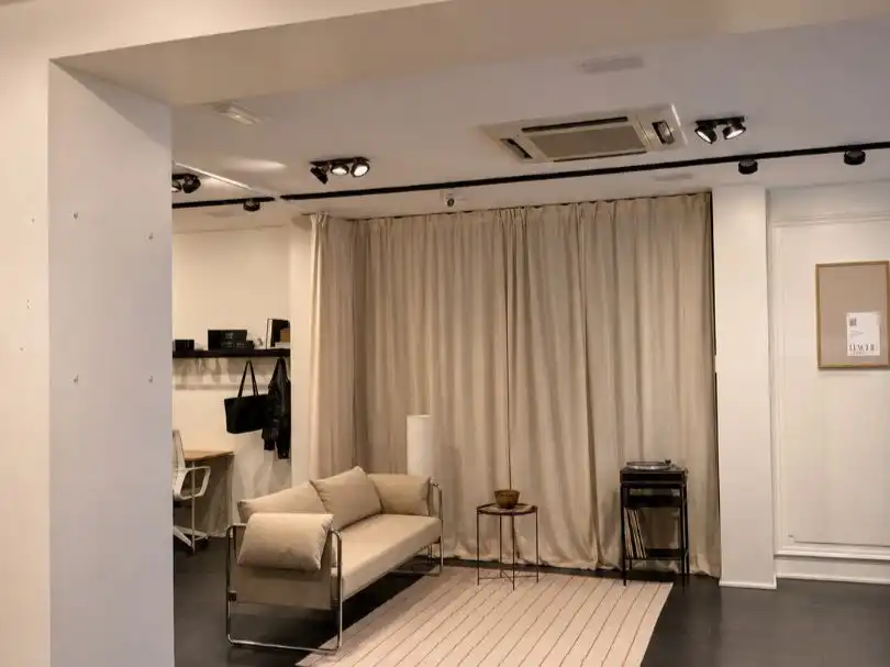 Sala de estar de Oficina de alquiler en  Logroño con Aire acondicionado, Calefacción y Internet