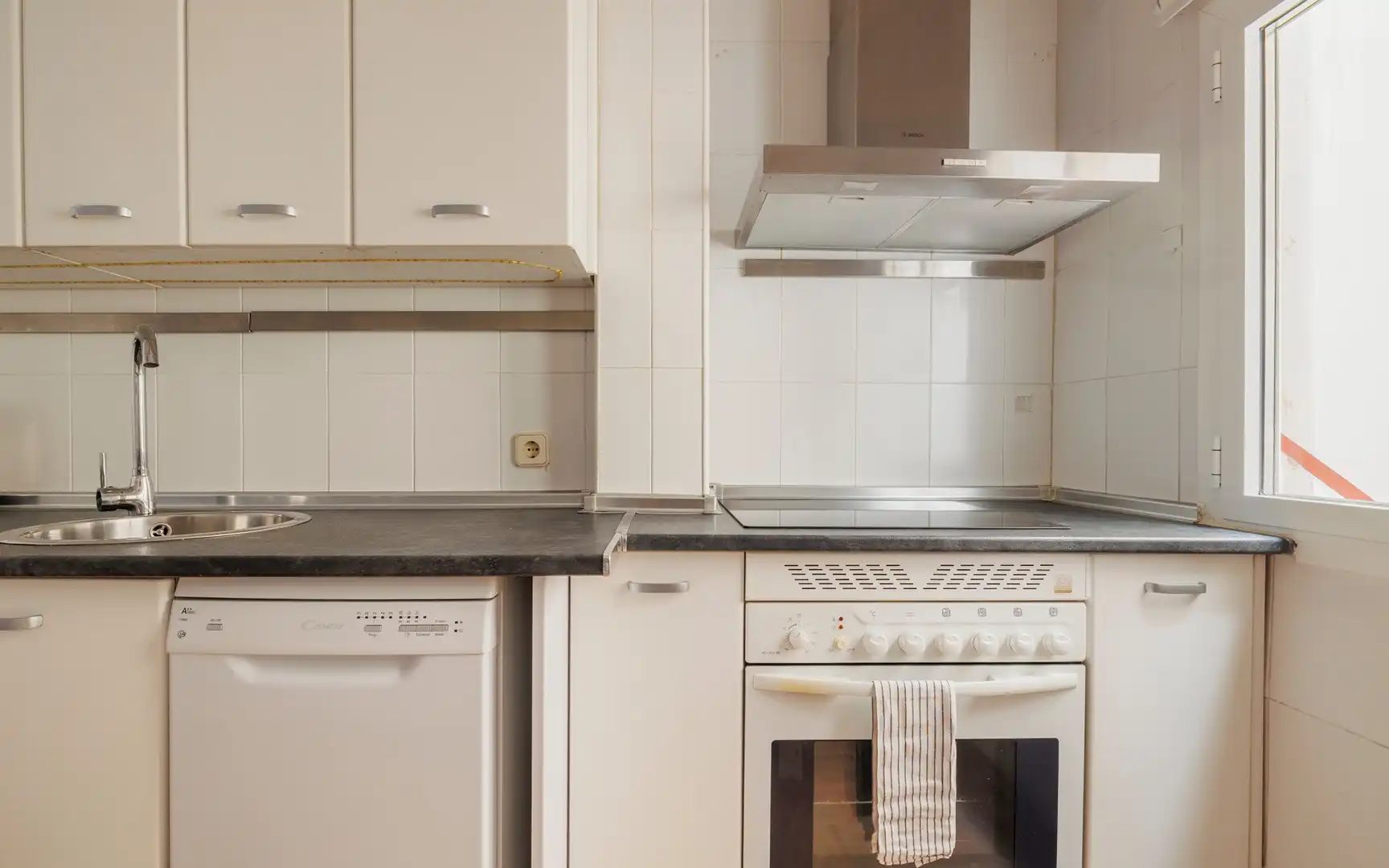 Cocina de Piso de alquiler en Madrid con Aire acondicionado, Calefacción y Amueblado