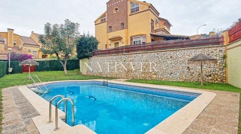 Foto 2 de Casa adosada en venta en Calle Azucena, 15, Cotomar, Málaga