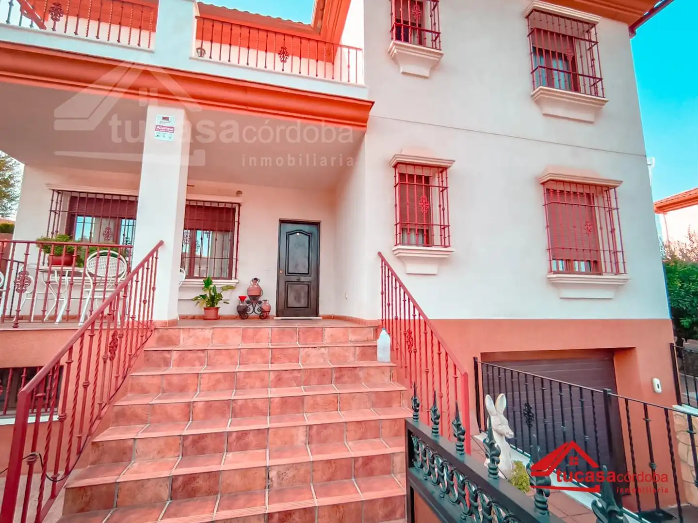 Exterior view of Houses for sale in Córdoba  with Air Conditioner, Terrace and Storage room