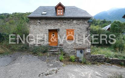 Exterior view of House or chalet for sale in Es Bòrdes  with Private garden