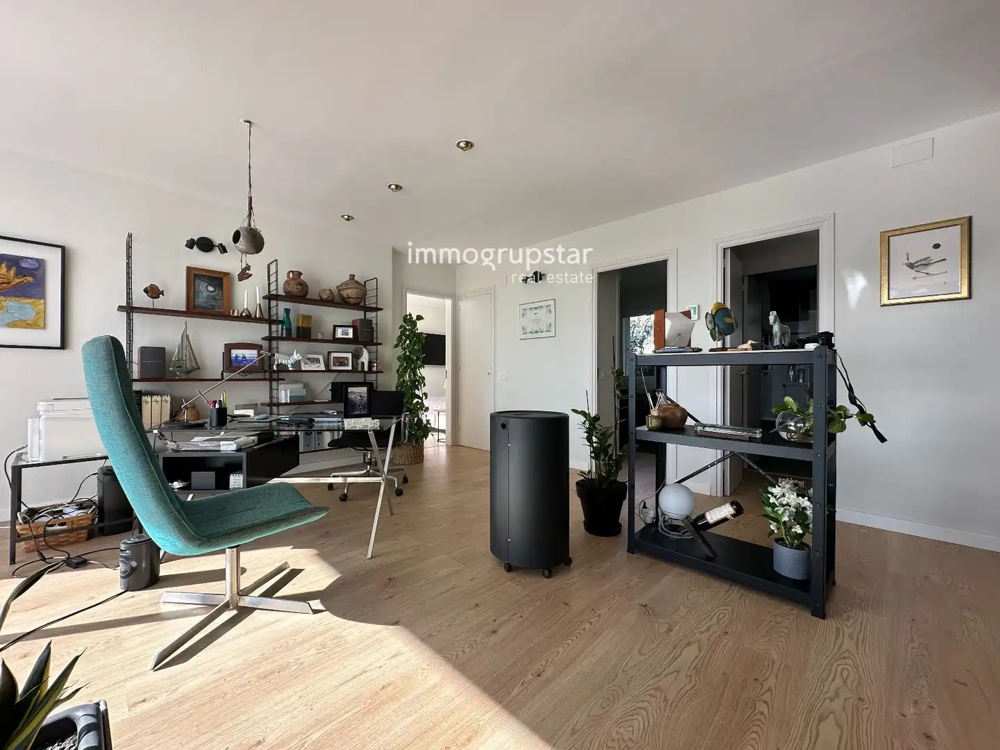 Sala d'estar de Apartament en venda en Castell d'Aro, Platja d'Aro i s'Agaró amb Calefacció, Parquet i Terrassa