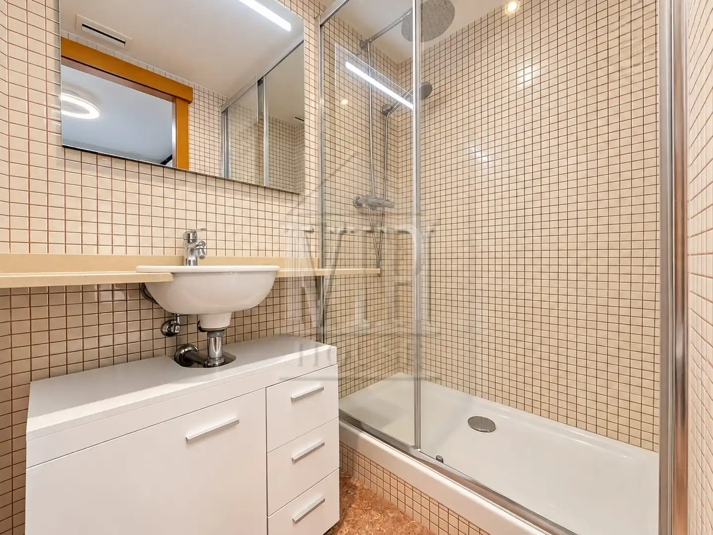 Flat with terrace for sale in Carrer del Doctor Robert, imagen 27