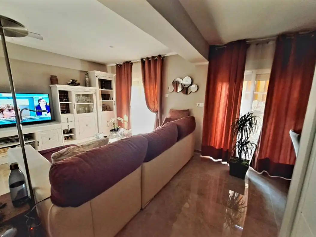 Piso con ascensor en venta en Calle Jaime María Buch 2, imagen 11