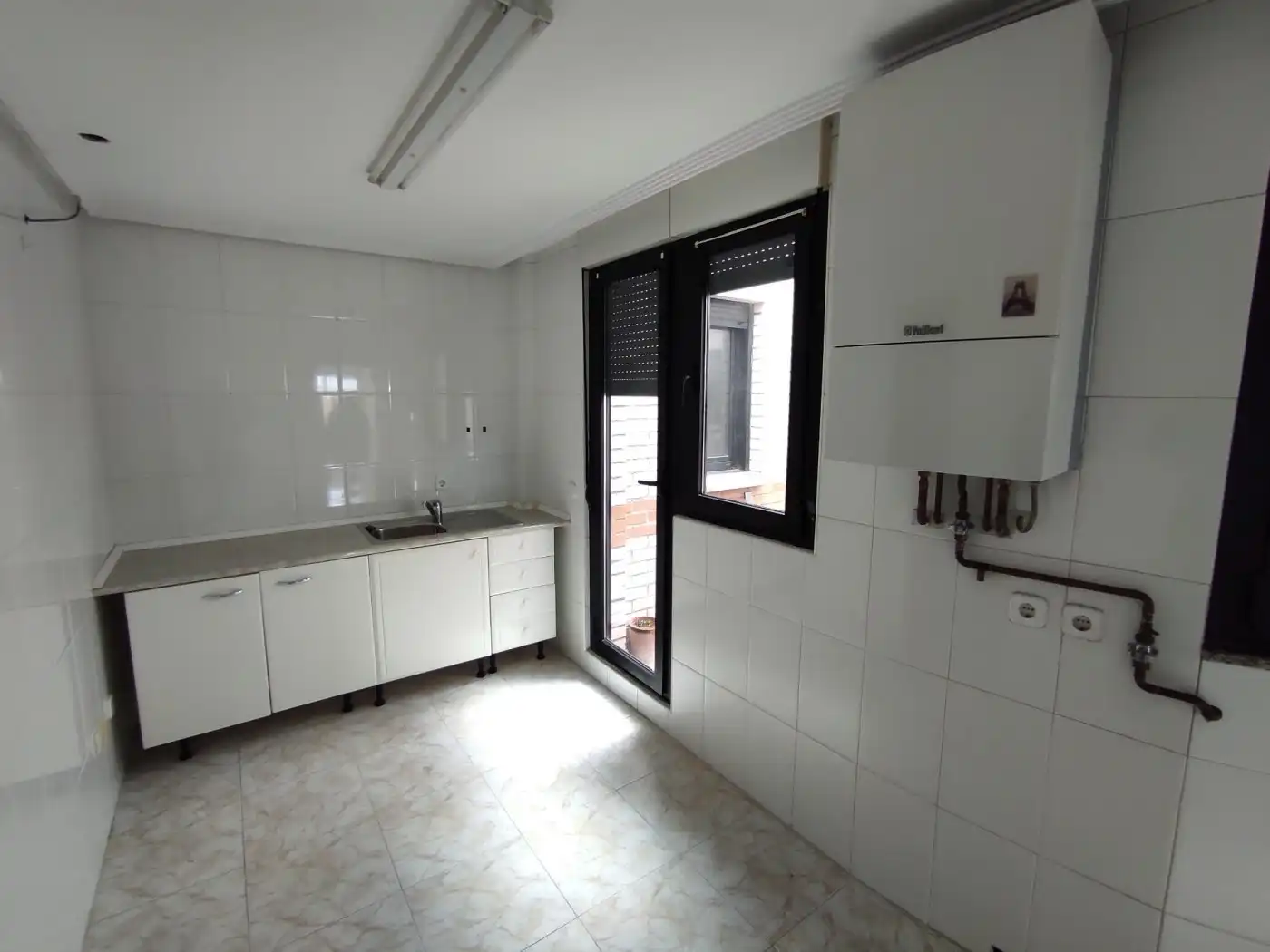 Kitchen of Duplexes for rent in León Capital   with Heating