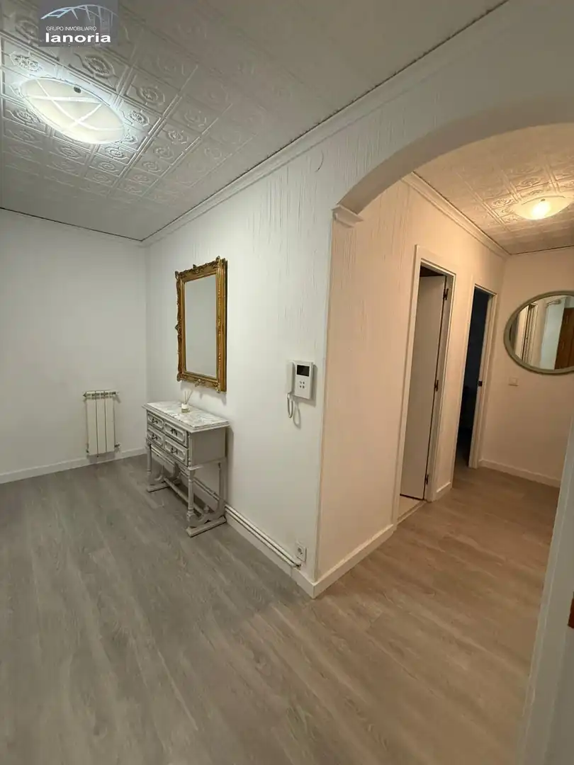 Flat for rent in Ensanche - Franciscanos