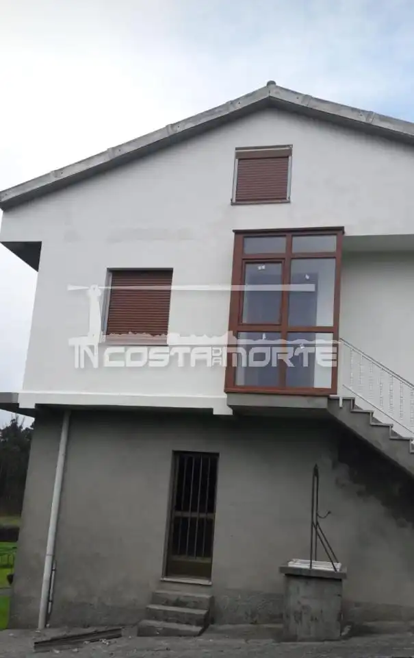 Vista exterior de Casa o chalet en venta en Muxía con Calefacción, Jardín privado y Trastero
