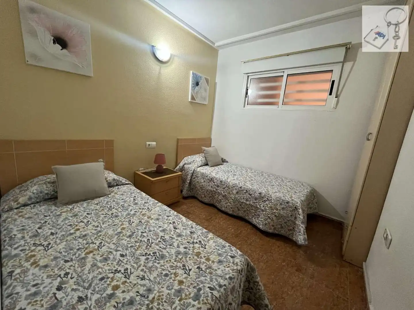 Habitación de Apartamento en venta en Torrevieja con Piscina y Amueblado