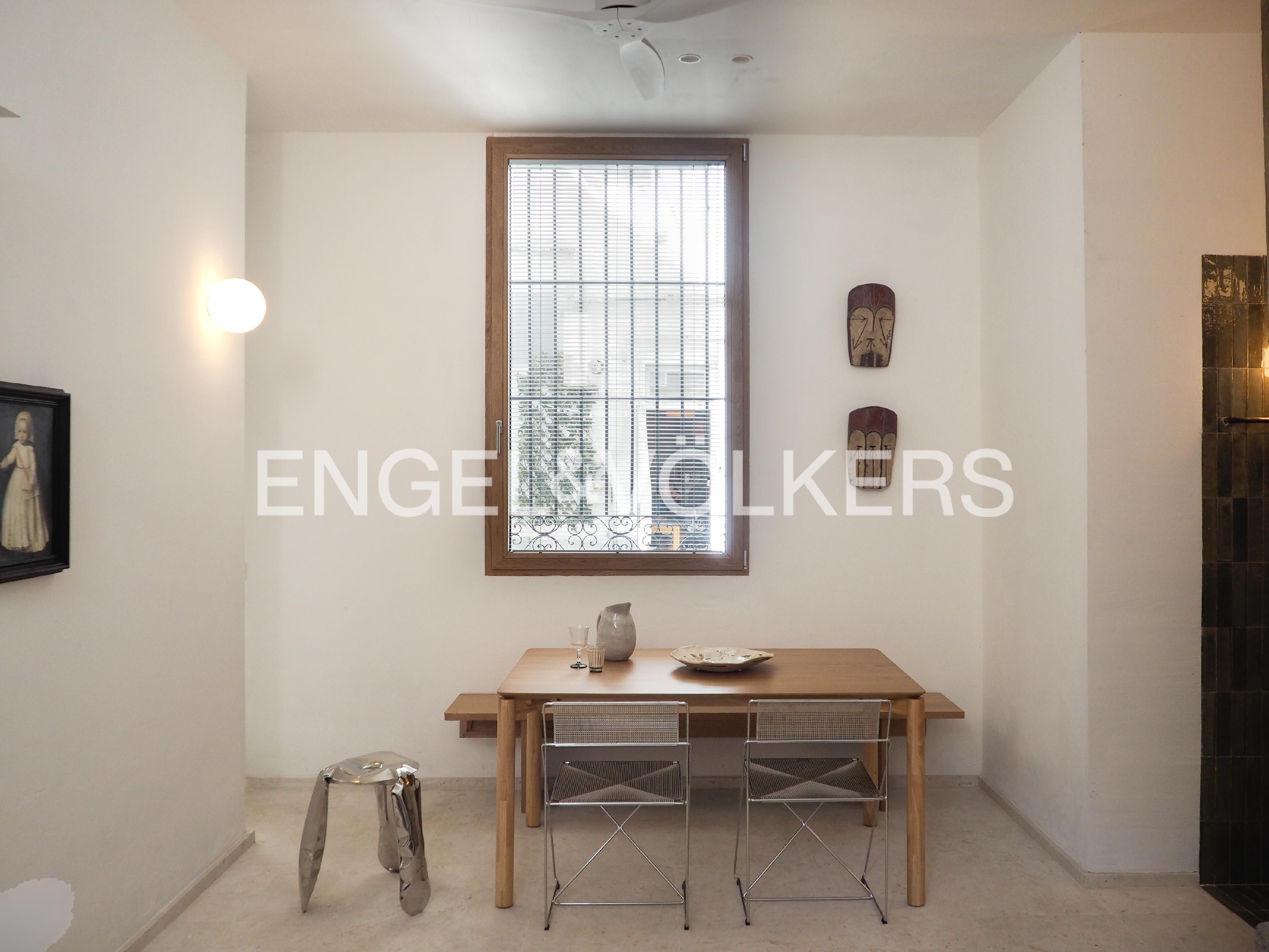 Comedor de Apartamento de alquiler en  Madrid Capital con Calefacción, Amueblado y Se aceptan mascotas