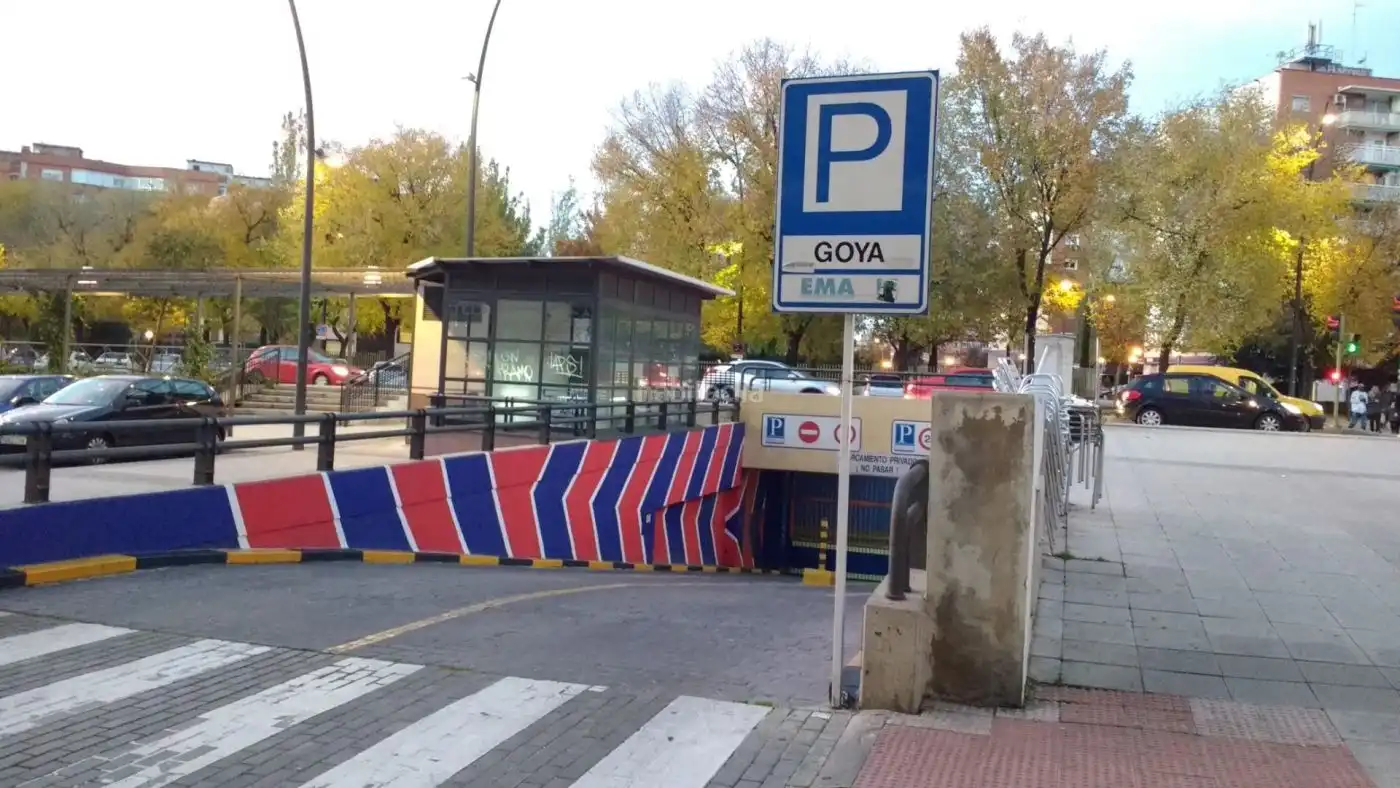 Individuel à vendre à Avenida de Portugal 15