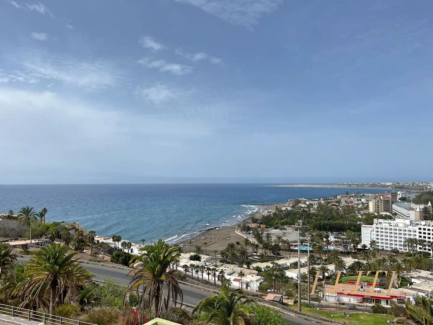 Exterior view of Houses for sale in San Bartolomé de Tirajana  with Air Conditioner, Terrace and Storage room