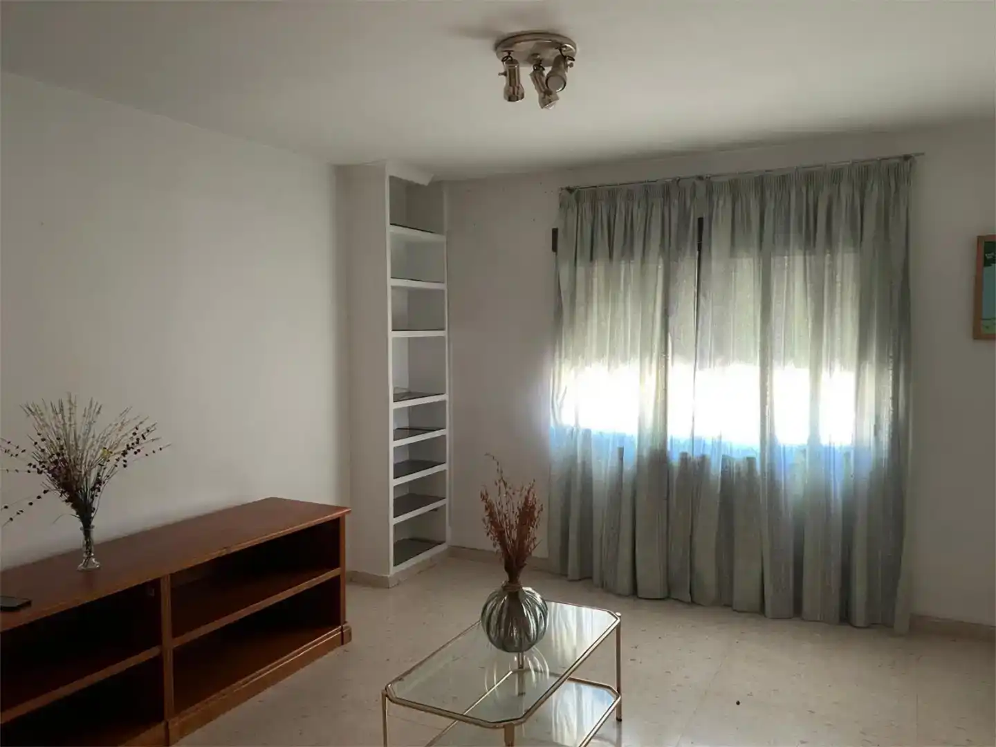 Sala d'estar de Pis en venda en Vara de Rey