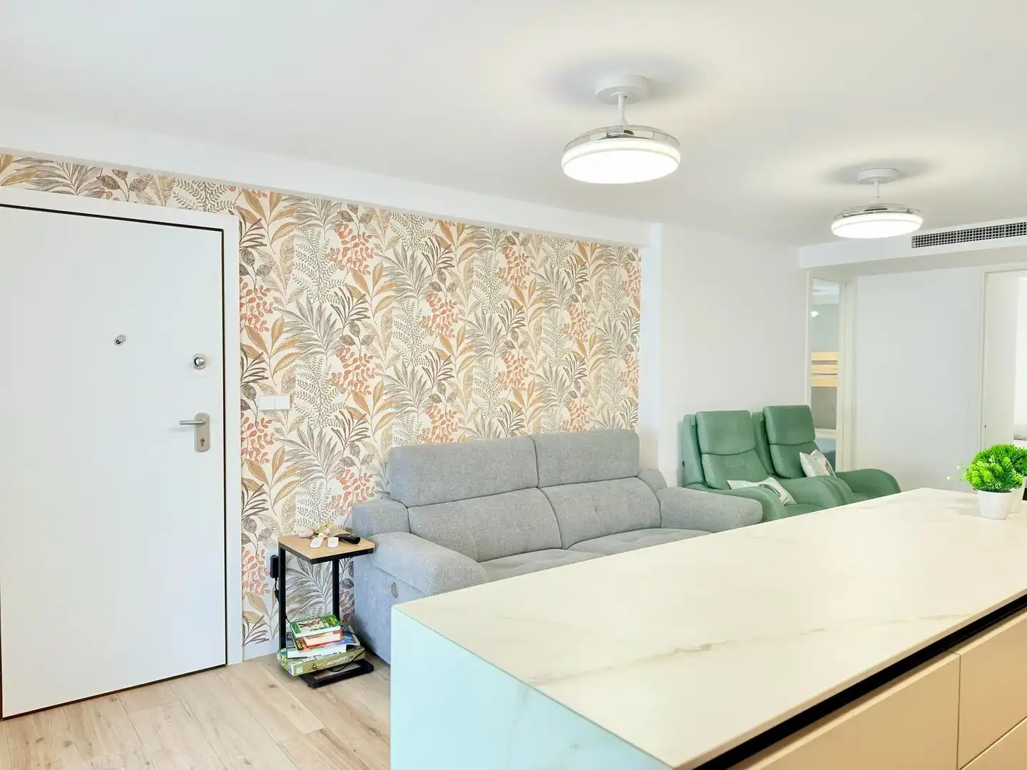 Wohnzimmer von Wohnungen zum Verkauf in La Manga del Mar Menor mit Klimaanlage, Heizung und Terrasse