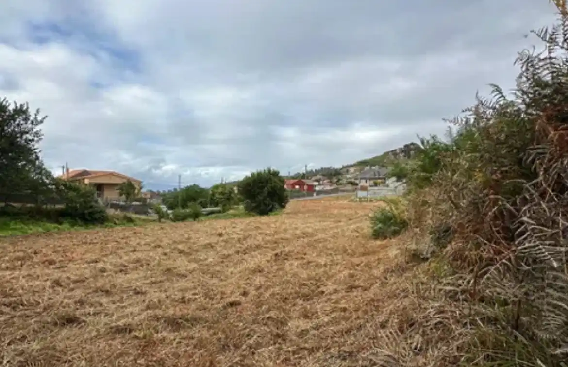 Wohnbaugrundstück zum Verkauf in Rúa das Tomadas 13, imagen 2