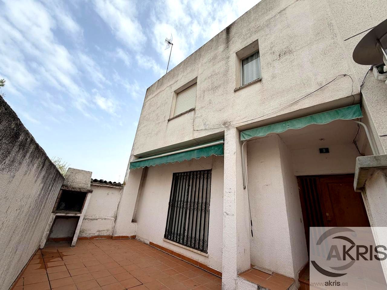Exterior view of Single-family semi-detached for sale in Villarejo de Salvanés  with Heating and Terrace