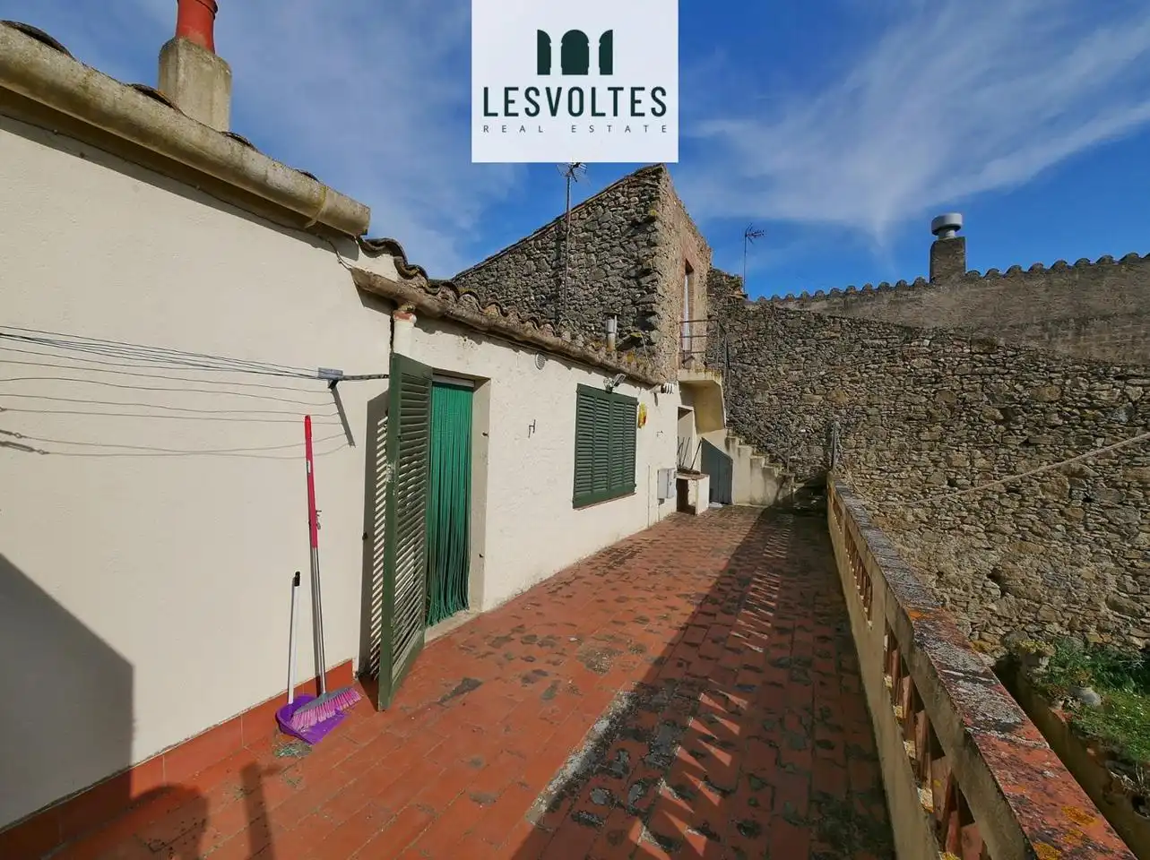 Vista exterior de Casa o chalet en venta en Verges con Calefacción, Jardín privado y Terraza