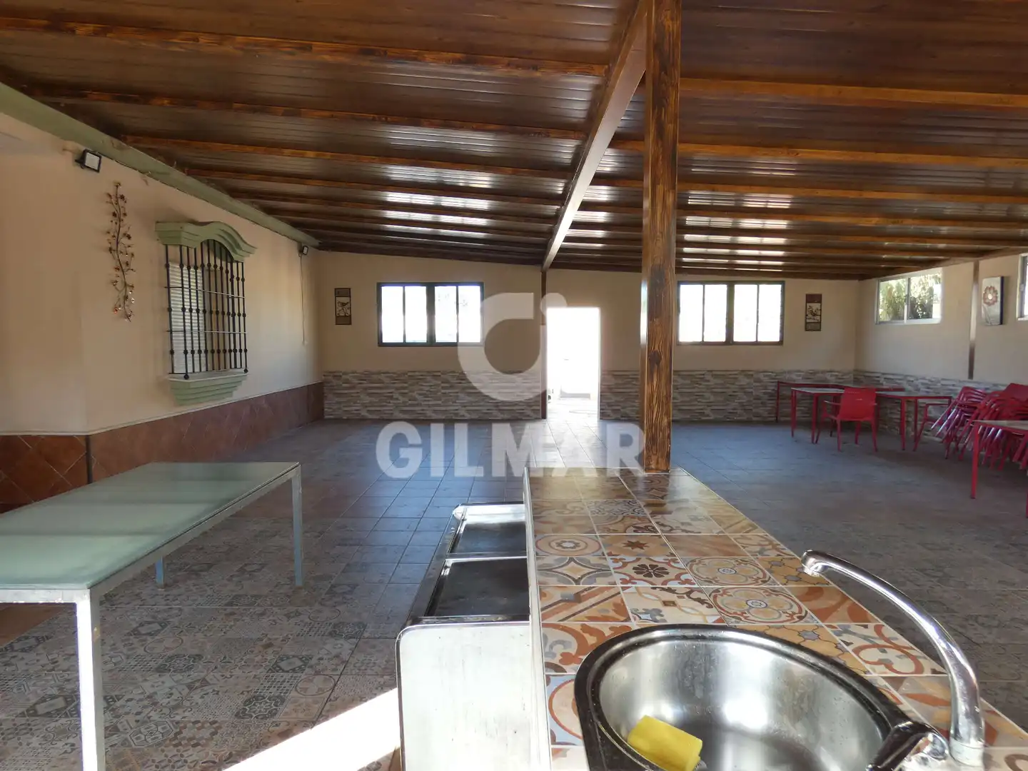 Cuina de Casa o xalet de lloguer en El Puerto de Santa María amb Aire condicionat, Jardí privat i Piscina