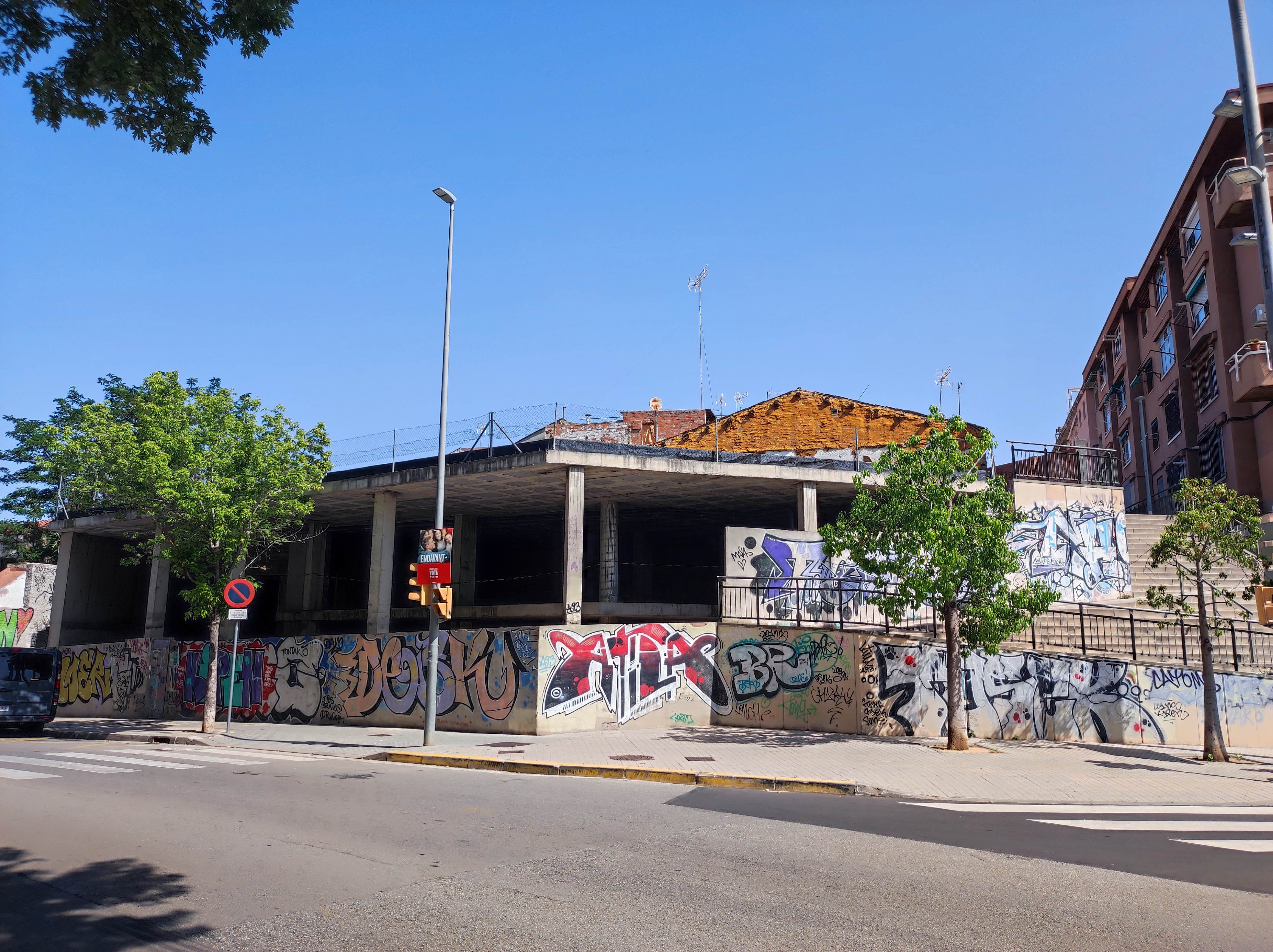 Edifici en venda a MAS FERRIOL, Serra d'en Camaró
