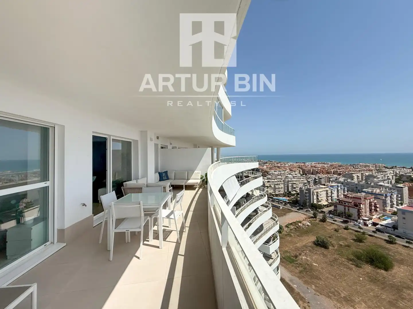 Exterior view of Flat for rent in Canet d'En Berenguer  with Air Conditioner, Heating and Terrace
