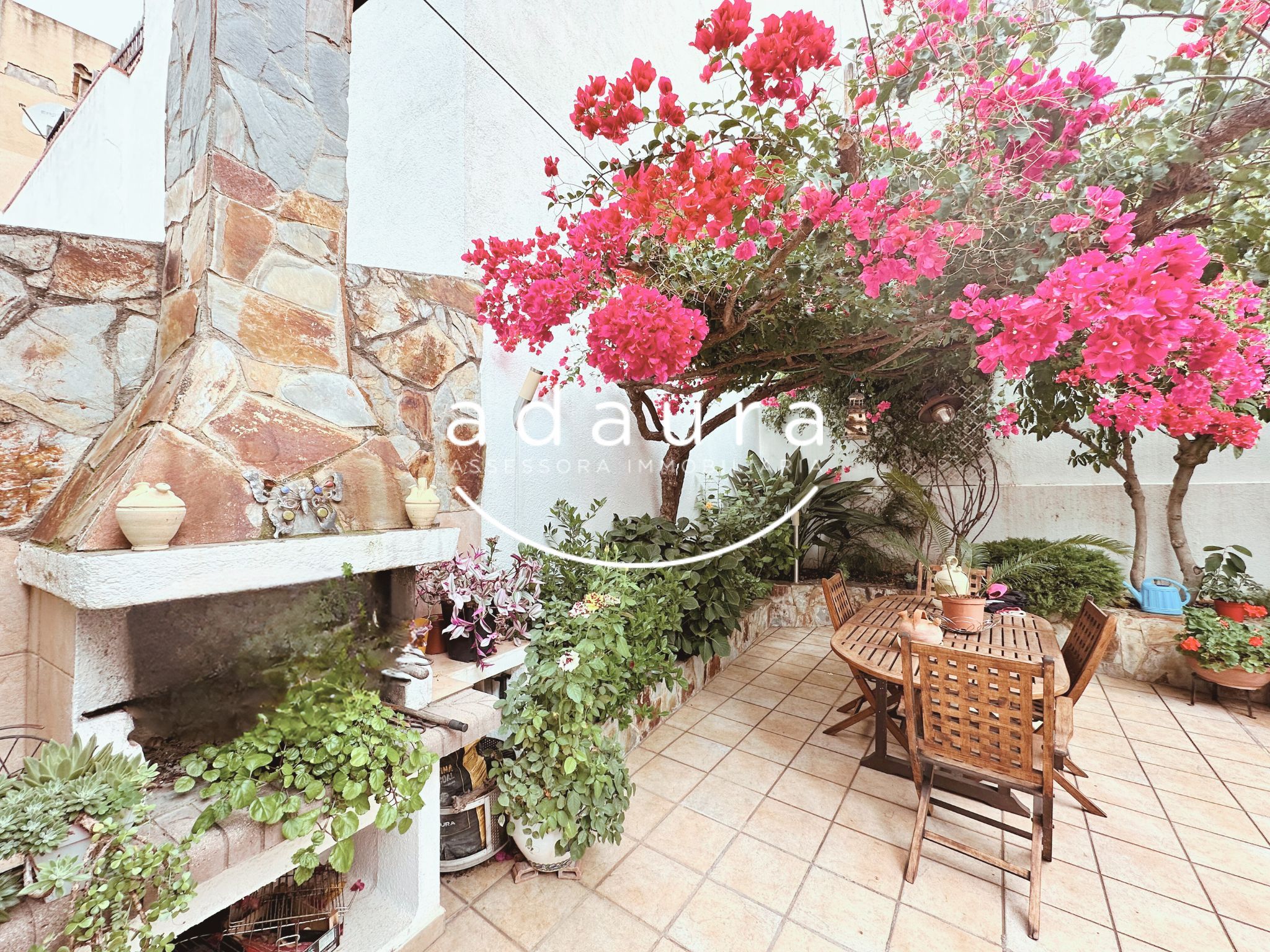 Casa adosada en venda a Carrer de Calella, 24, La Llàntia