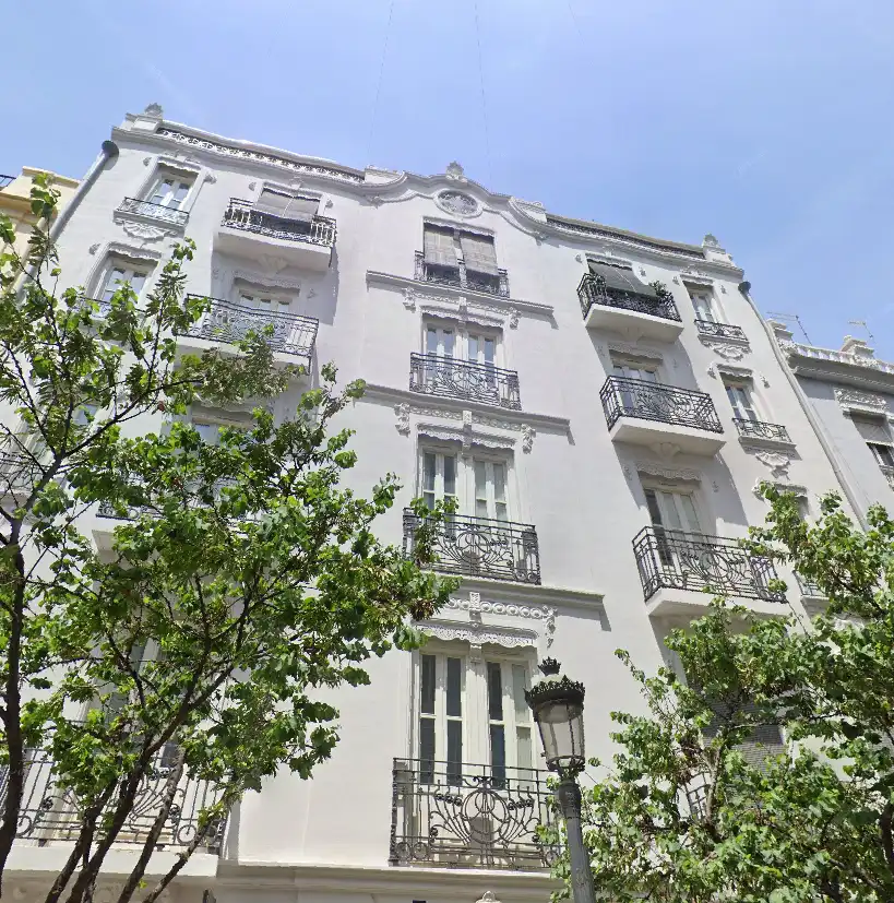 Local comercial en venda a L'Eixample