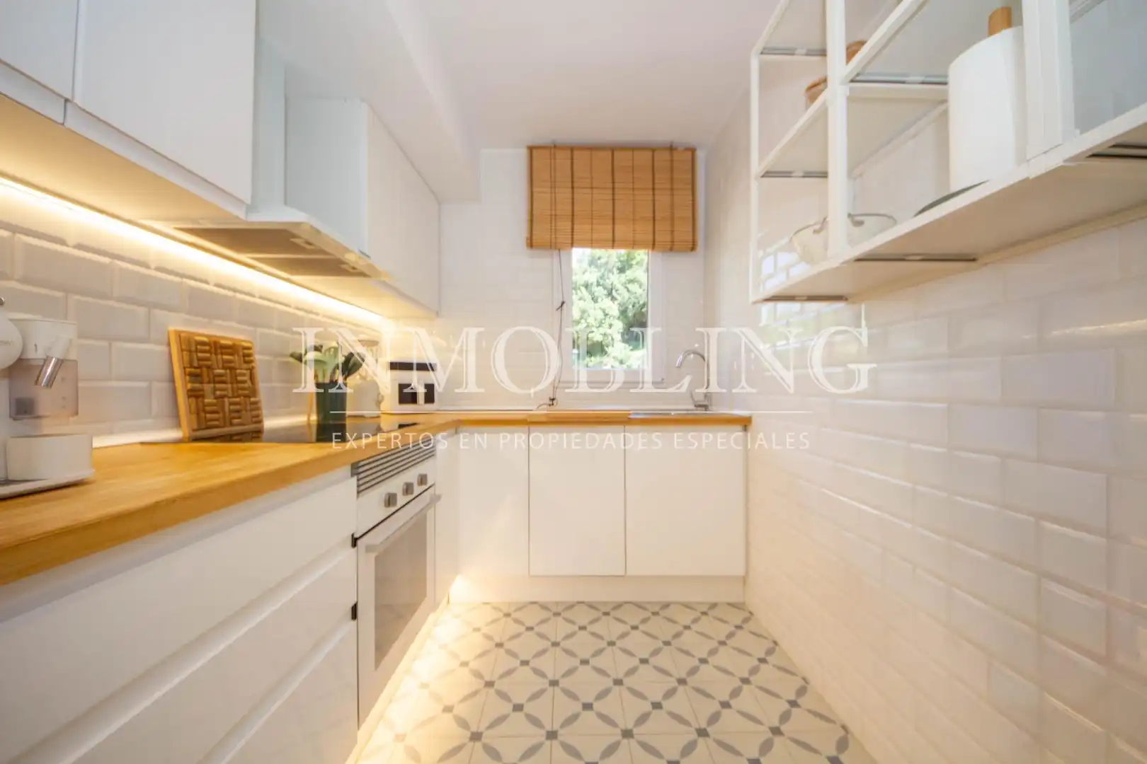Küche von Wohnung zum Verkauf in Sant Andreu de Llavaneres mit Heizung und Balkon