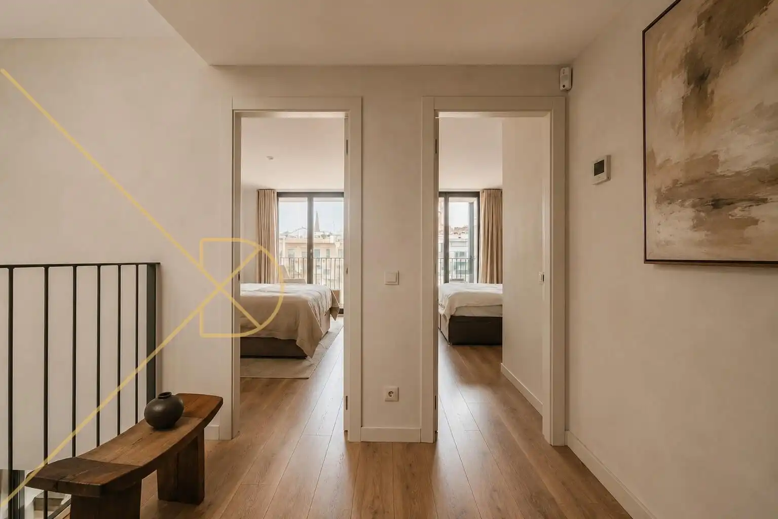 Schlafzimmer von Dachboden zum Verkauf in Barcelona mit Klimaanlage, Heizung und Parkett