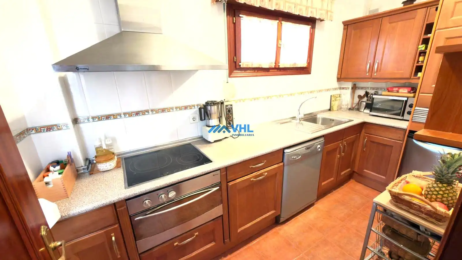 Kitchen of Houses for sale in Castro-Urdiales  with Heating, Private garden and Balcony